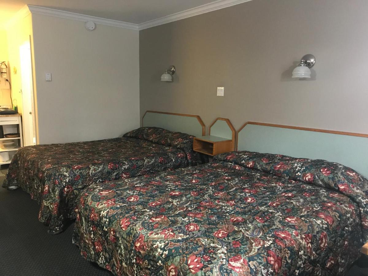 Lamplighter Motel Kamloops Eksteriør billede