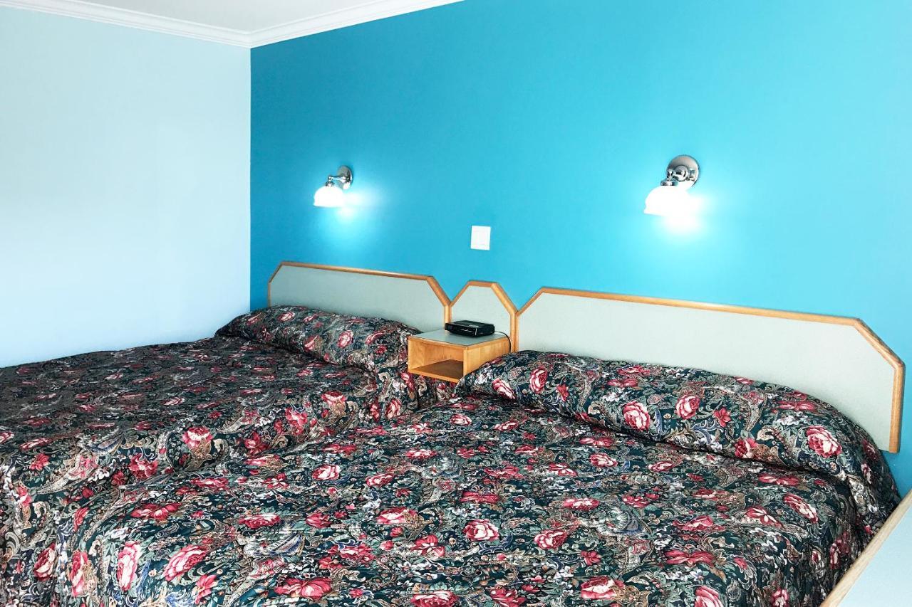 Lamplighter Motel Kamloops Eksteriør billede